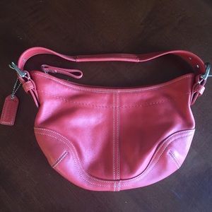Coach leather shoulder bag